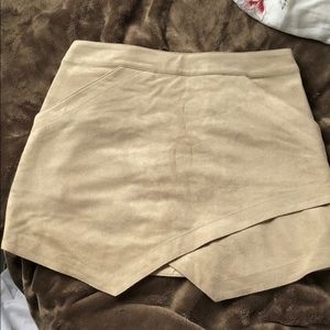 Bcbg max azria envelope skirt